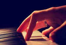 史上最强女泳手 艾玛宣布退役.